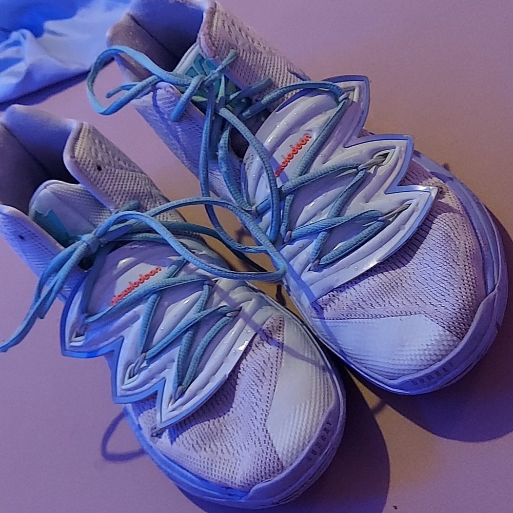 Nike Kyrie 5 Spongebob Squidward